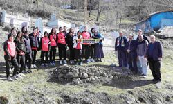 Ardahan Kadın Kura Futbol Kulübü’nden Anlamlı Vefa