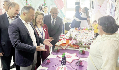 Şavşat Halk Eğitim Merkezi’nin Yıl Sonu Sergisi Renkli Görüntülere Sahne Oldu