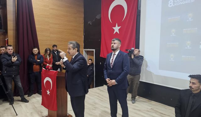 Şavşat’ta AK Parti İlçe Kongresi Gerçekleşti Yeni Başkan Av. Uğur Kaya Oldu