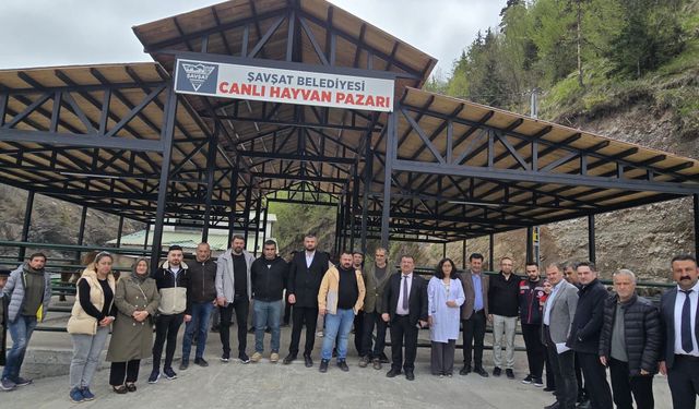 Şavşat Belediyesi Hayvan Pazarı Hizmete Açıldı