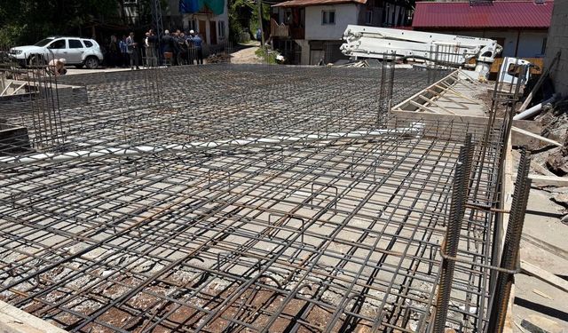 Yangında Kül Olan Dutlu Köyü Camisinin Yeniden Yapımı İçin Temel Atıldı