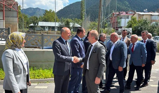 Beraat Şahin’den Şavşat’ta Yeni Eğitim Yılı Mesaisi