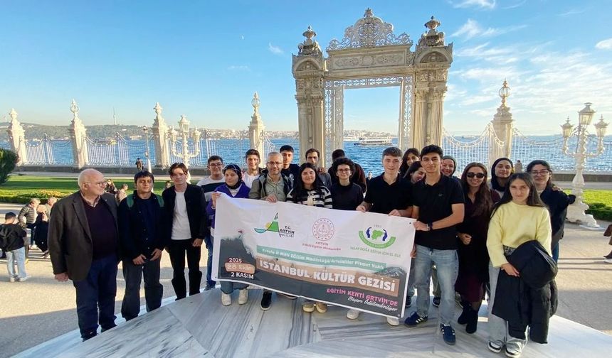 Artvinliler Hizmet Vakfı’ndan Gençlere Kültür Yolculuğu