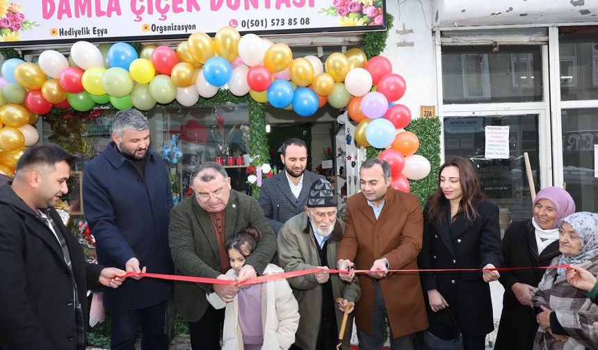 Şavşat’ta “Damla Çiçekçilik” Hizmete Açıldı