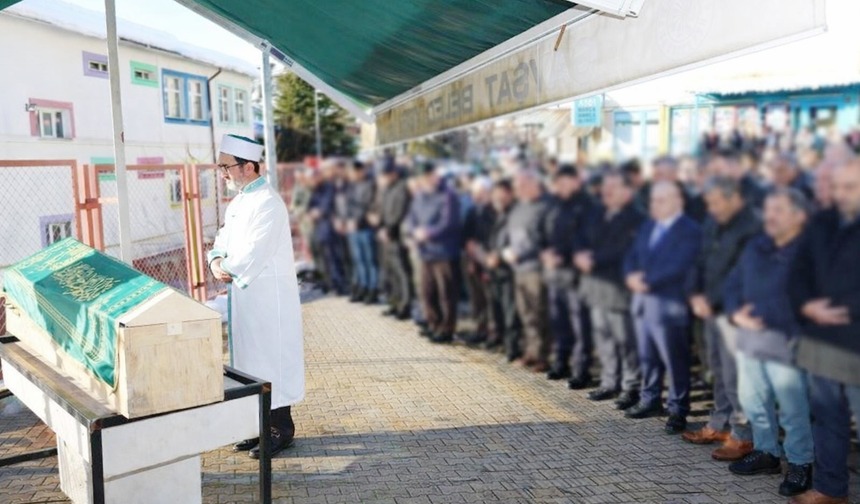 “Bir Öğretmenin Ardından Sessiz Bir Veda, Derin Bir Acı”